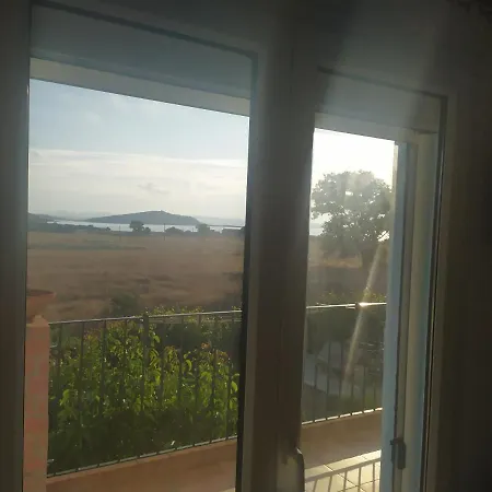 Seaview Saravari Studios Agios Alexandros Exterior photo