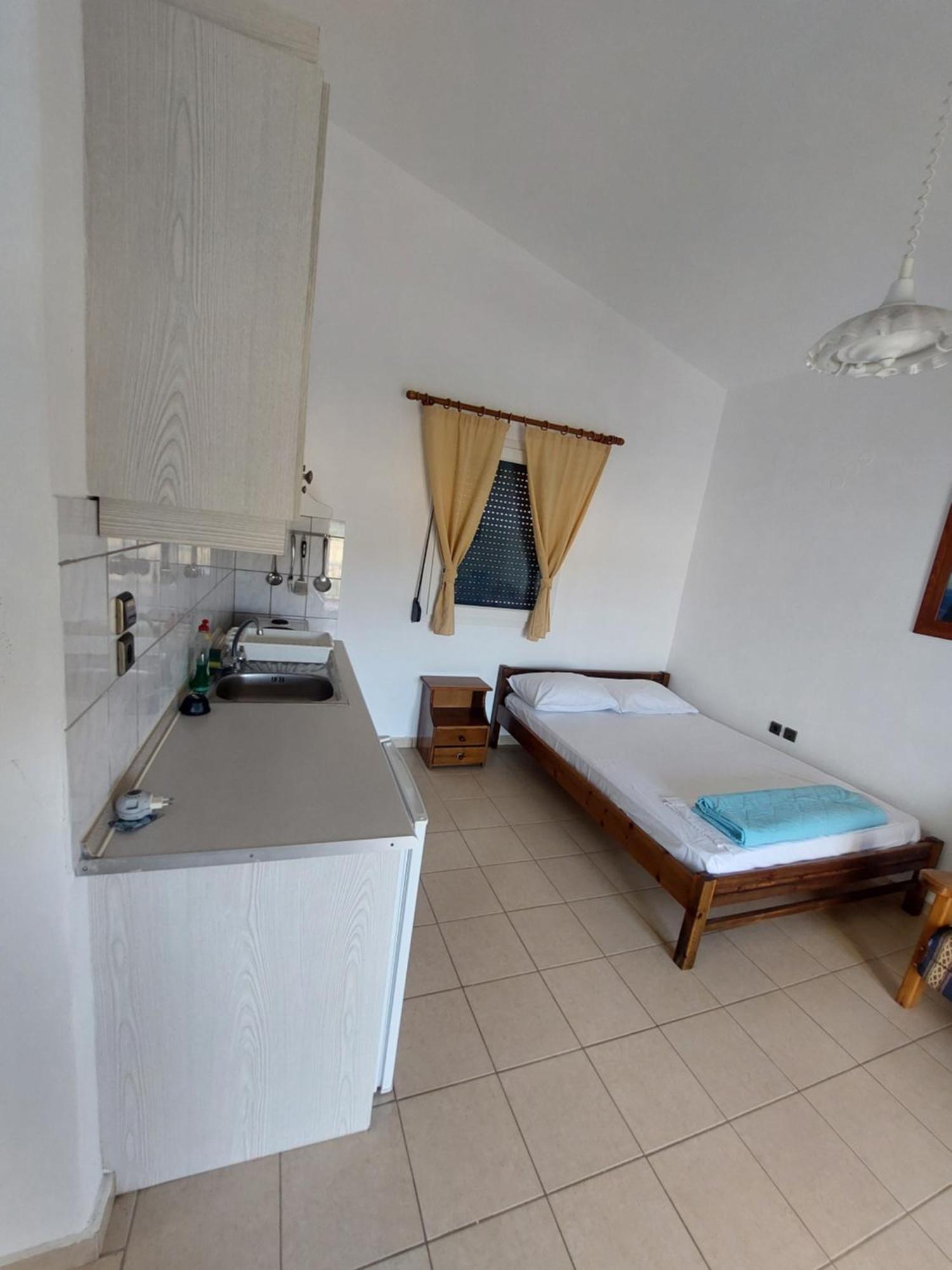 Seaview Saravari Apartment